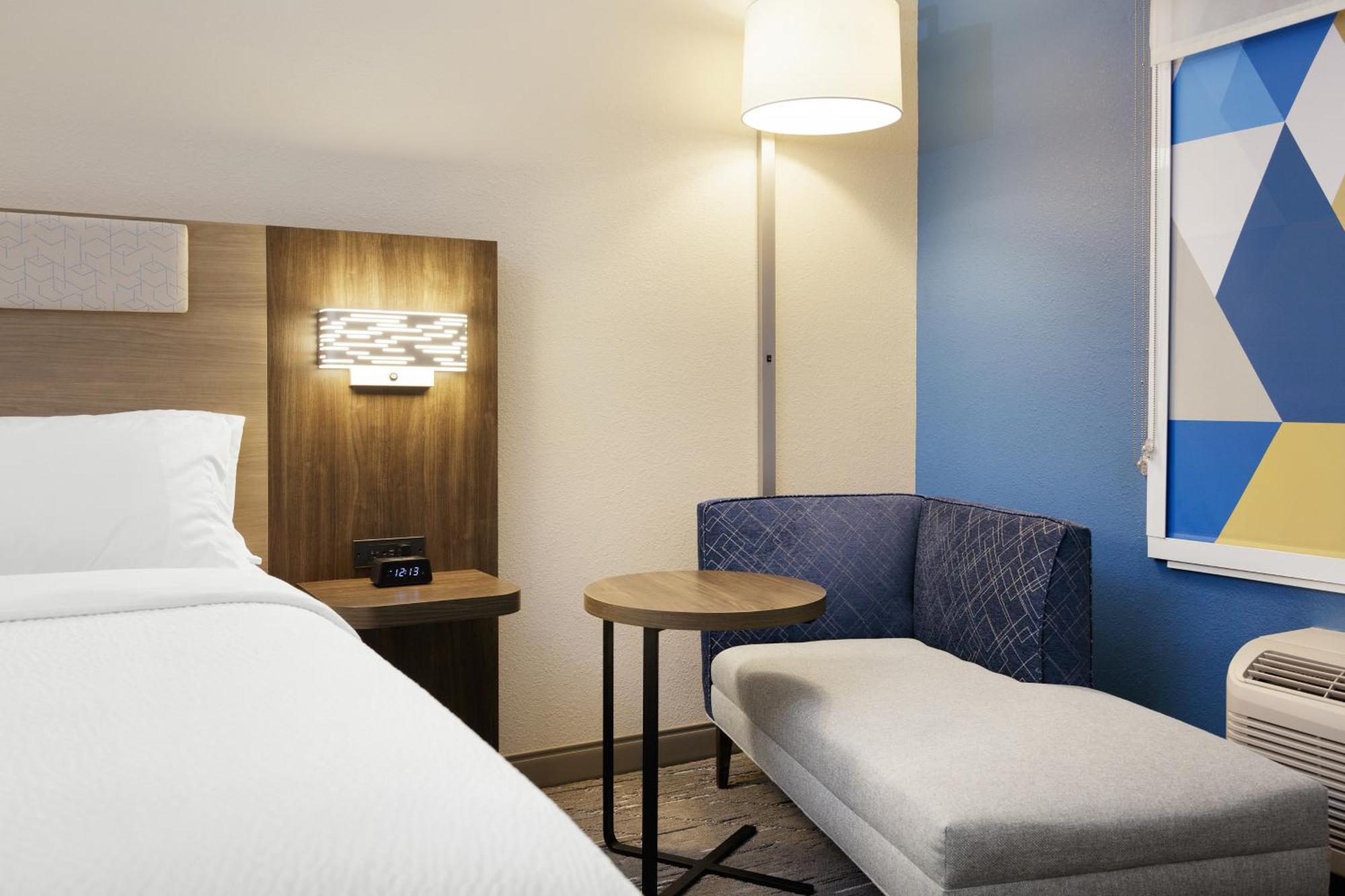 Holiday Inn Express Hotels & Suites Jacksonville By Ihg Экстерьер фото